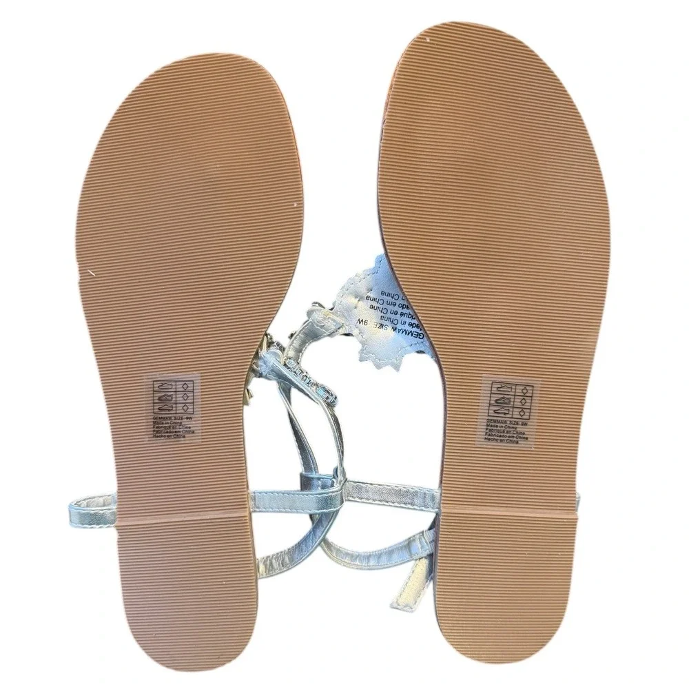 DB‎ Studio Silver Crystal Embellished Thong Sandals Wide Width GEMMAW 9W